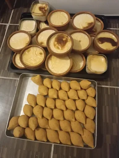 Fırın sütlaç ve içli köfte hazırlığı